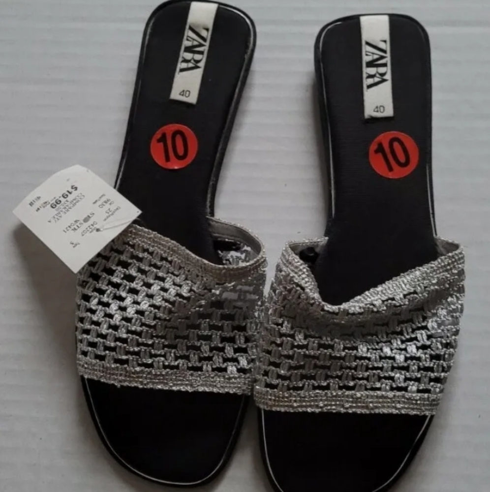 Zara Women's Black Sandals Size 40/10